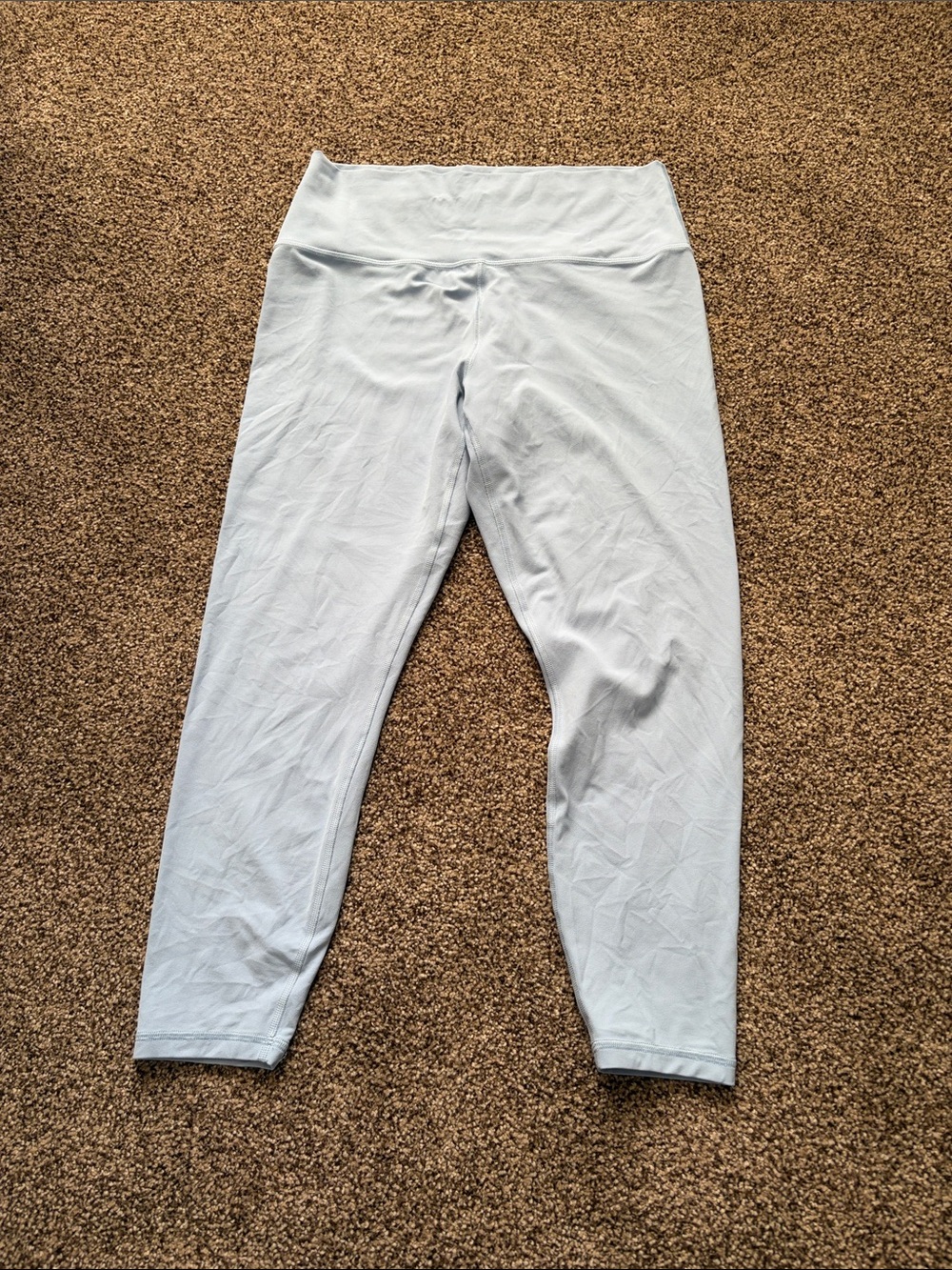 Athleta Pale Blue Transcend 7/8 legging